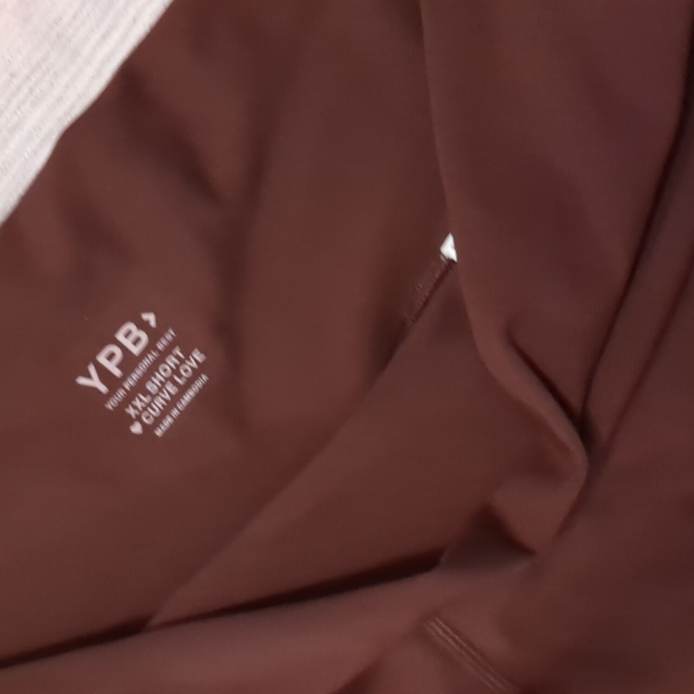 YPB x Abercrombie burgundy 7/8 leggings size XXL short - Picture 5 of 9
